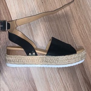 Wedge sandals